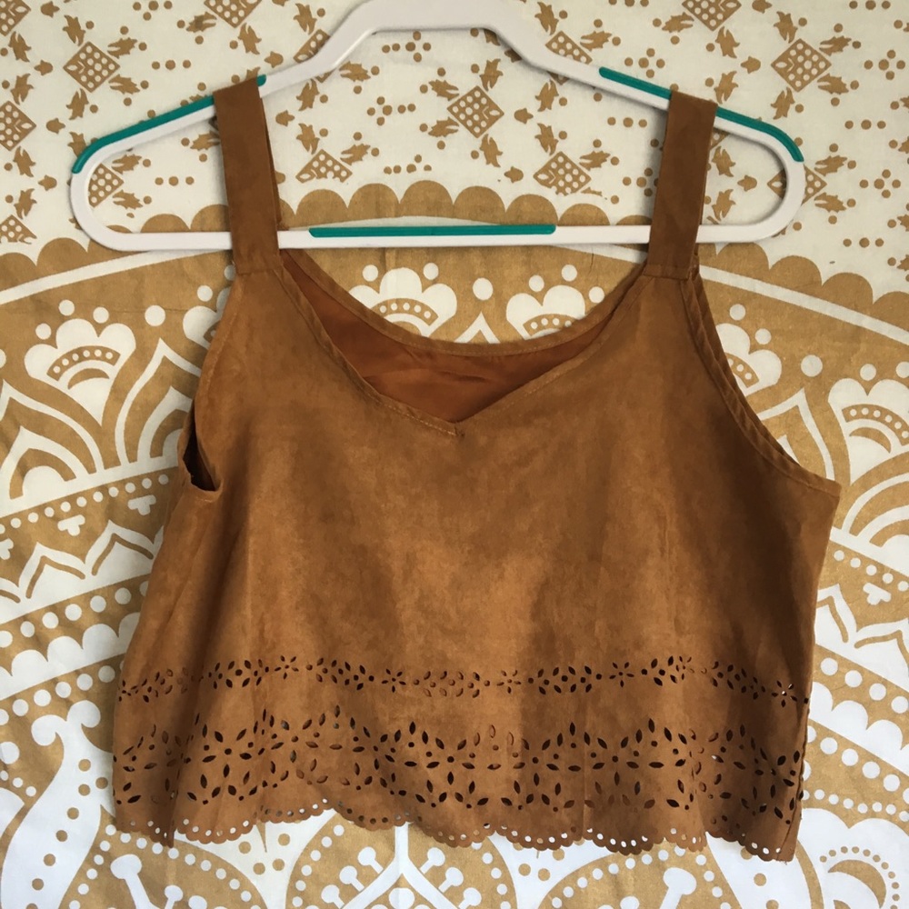 FALL 2 PIECE SET - CROP TOP & SHORTS